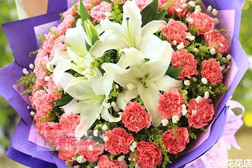 中秋佳节，鲜花传情——礼品花卉销售新趋势